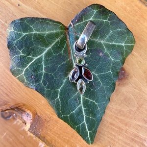 925 Sterling Silver Dangling Rainbow Crystal Leaves Pendant